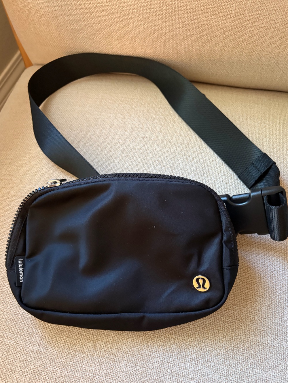 lululemon everywhere belt bag